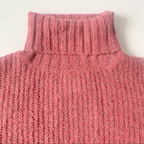 SOMETHING NAVY FRINGE TURTLENECK SWEATER - Picture 6 of 10